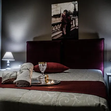 Aparthotel Gina'S Studios