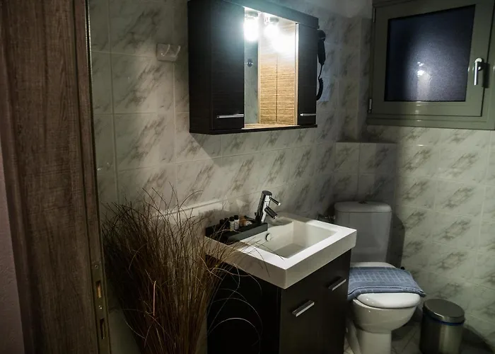 Gina'S Studios Aliveri