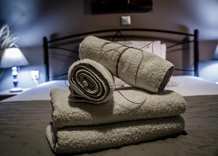 Gina'S Studios Aliveri